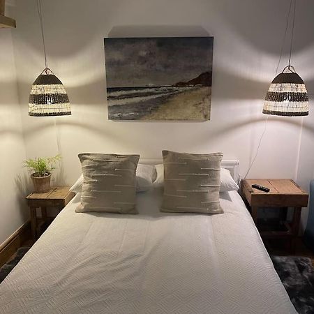 Sunnyside At Scurlage Farm Apartment Суонзи Екстериор снимка